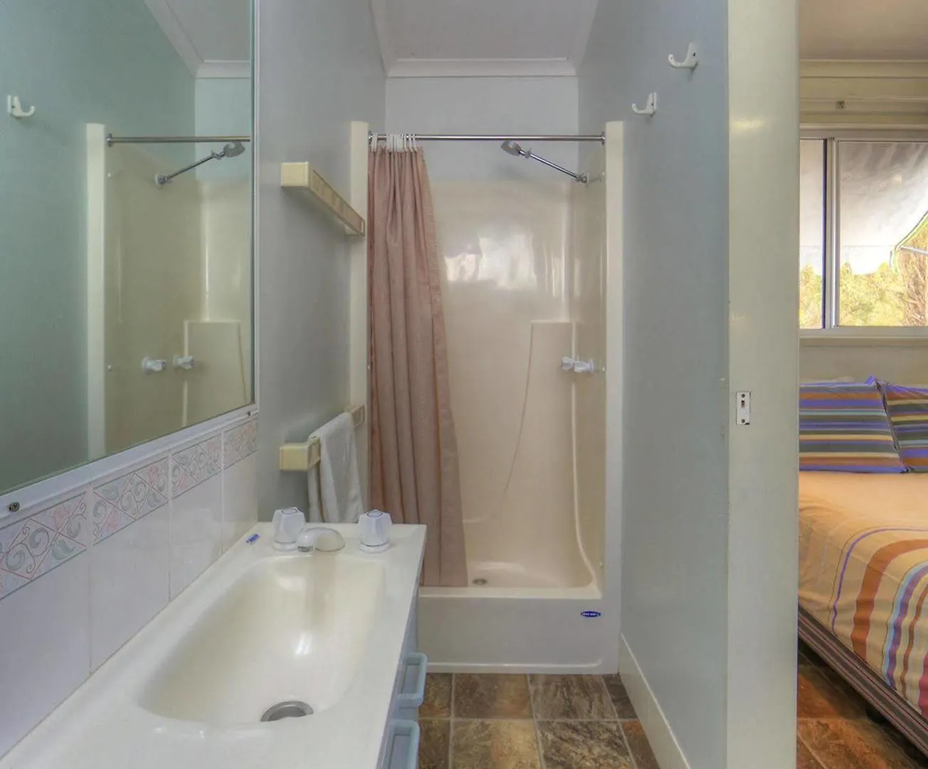 Kahlers Oasis Caravan Park Warwick 3*,  Australia
