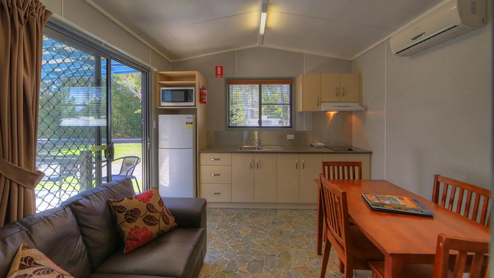 Hotel Kahlers Oasis Caravan Park Warwick