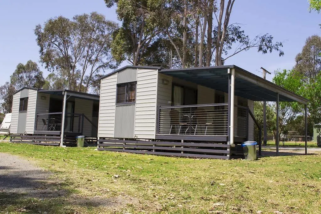 Kahlers Oasis Caravan Park Warwick 3*,  Australia
