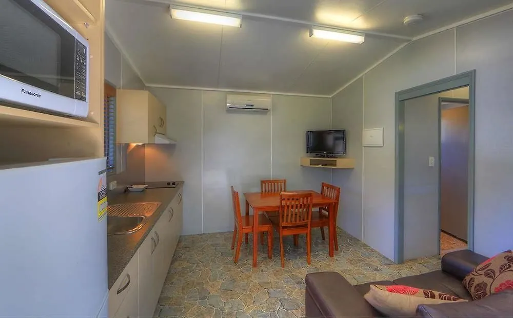 *** Hotel Kahlers Oasis Caravan Park Warwick Austrálie
